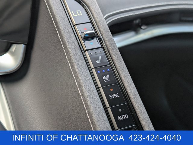 Used 2023 Chevrolet Corvette Stingray Preferred Cpe w/ Z51 Performance Package RWD image 17