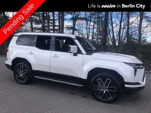 Certified 2024 Lexus GX 550 w/ Accessory Package (Z1) AWD/4WD image 1