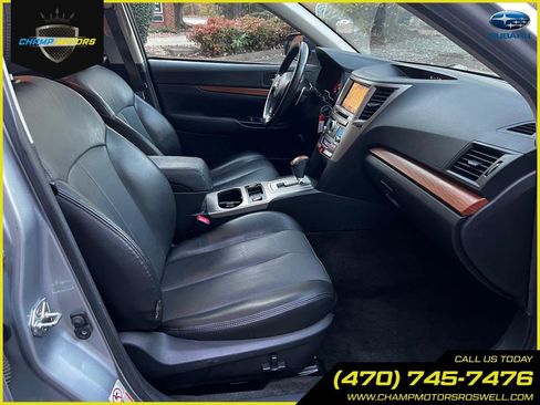 Used 2013 Subaru Outback 2.5i Limited image 32