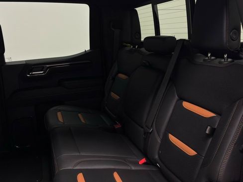 Used 2023 GMC Sierra 1500 AT4 w/ Technology Package image 44