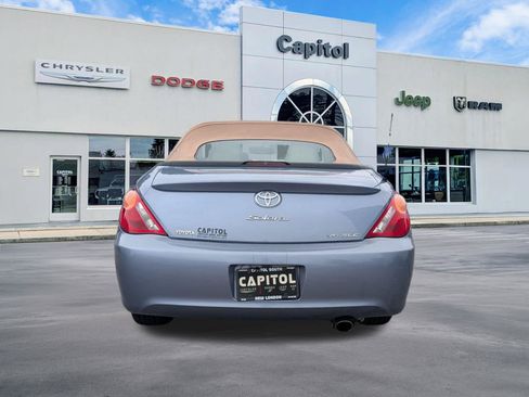 Used 2005 Toyota Solara SLE FWD image 4
