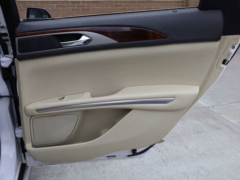 Used 2014 Lincoln MKZ w/ Equipment Group 102A Reserve image 21