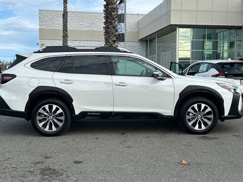Used 2025 Subaru Outback Touring XT w/ Popular Package #2 image 3