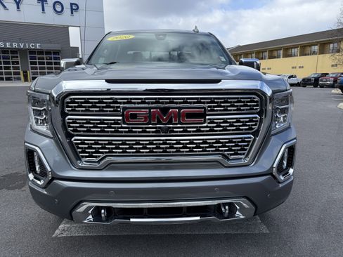 Used 2020 GMC Sierra 1500 Denali w/ Denali Premium Package image 2
