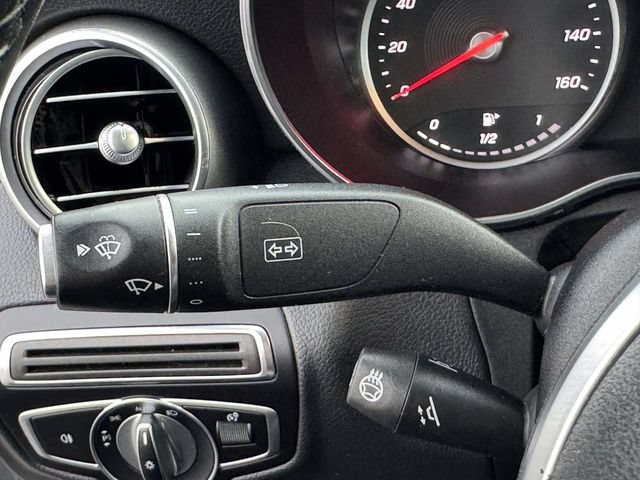 Used 2019 Mercedes-Benz C 300 4MATIC Sedan image 30