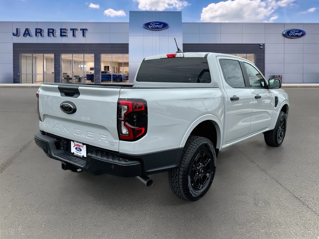 New 2026 Ford Ranger XLT w/ Black Appearance Package RWD image 7