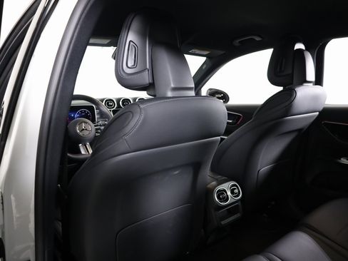 Certified 2025 Mercedes-Benz GLC 300 4MATIC image 29