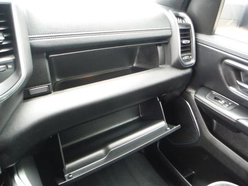 Used 2026 RAM 1500 Laramie AWD/4WD image 47
