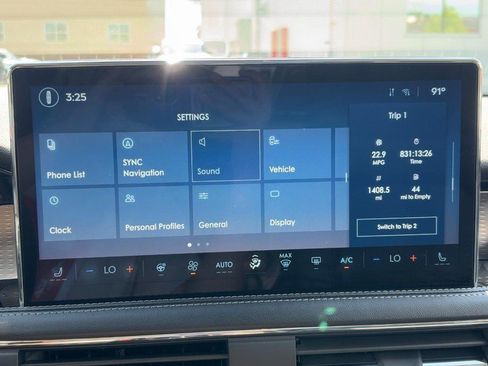 Certified 2023 Lincoln Corsair Reserve w/ Equipment Group 201A AWD/4WD image 19