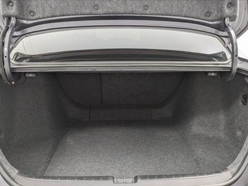 Used 2018 Honda Accord Sport image 18