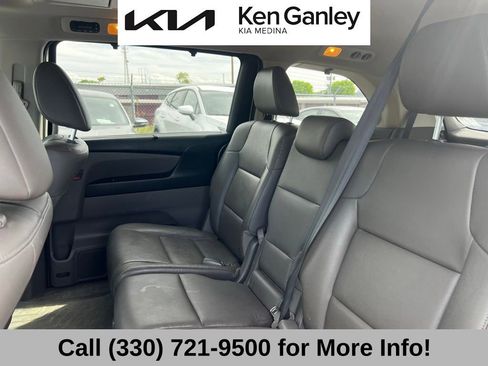 Used 2016 Honda Odyssey Touring Elite image 10