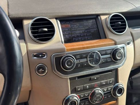 Used 2013 Land Rover LR4 HSE image 11