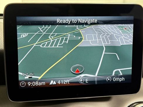 Used 2018 Mercedes-Benz GLA 250 4MATIC image 36
