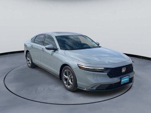 Used 2025 Honda Accord EX-L image 4
