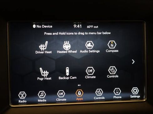 Used 2020 Jeep Grand Cherokee Laredo w/ Security & Convenience Group AWD/4WD image 22