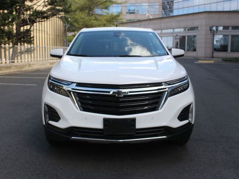 Used 2022 Chevrolet Equinox LT AWD/4WD image 3