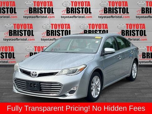 Used 2015 Toyota Avalon XLE Premium FWD image 8
