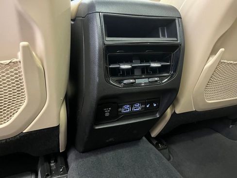 Used 2022 Jeep Grand Cherokee Limited 4xe w/ Luxury Tech Group II image 29