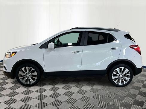 Used 2020 Buick Encore Preferred w/ Safety Package FWD image 2