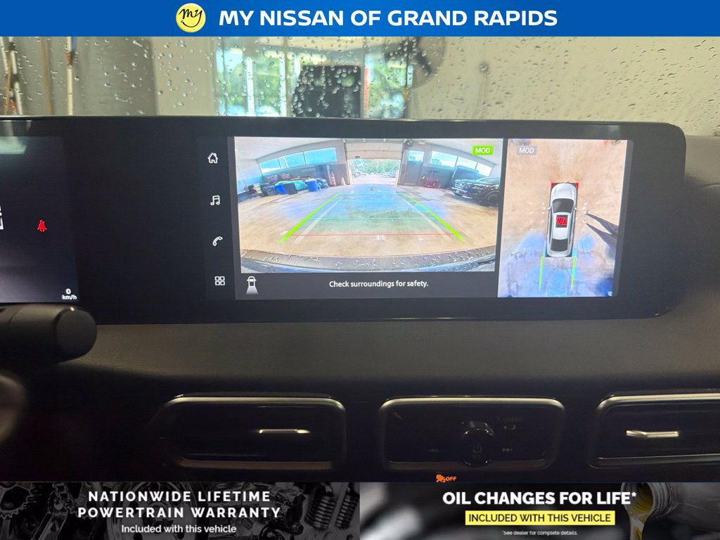 New 2026 Nissan Sentra SR w/ SR Premium Package FWD image 29