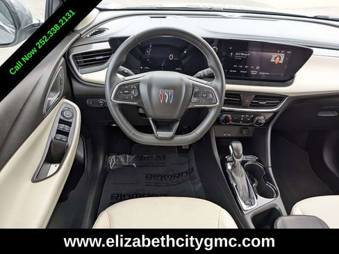 Used 2024 Buick Encore GX Sport Touring image 17