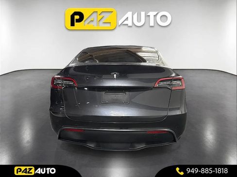 Used 2024 Tesla Model Y 2WD image 4
