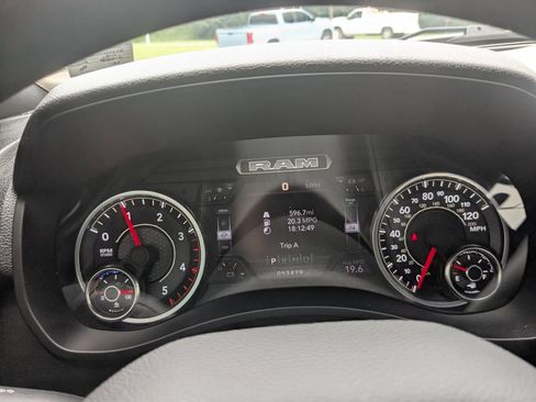 Used 2022 RAM 3500 Tradesman AWD/4WD image 19