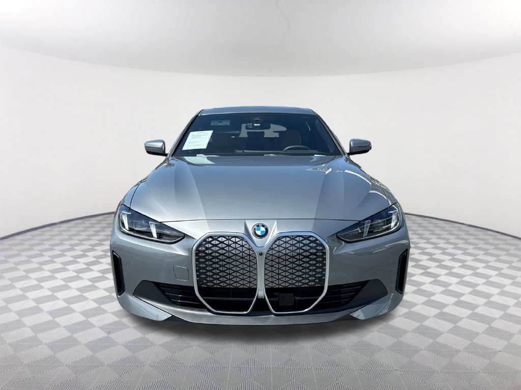 Used 2026 BMW i4 eDrive40 w/ Premium Package RWD image 2