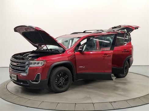 Used 2023 GMC Acadia AT4 w/ Technology Package image 11