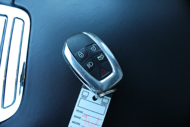 Used 2012 Jaguar XJ L RWD image 27