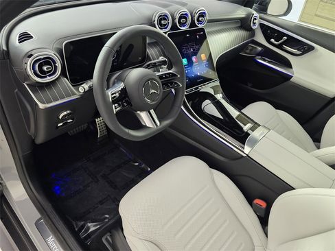New 2026 Mercedes-Benz GLC 300 image 7