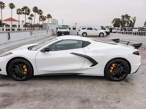 Used 2025 Chevrolet Corvette Stingray Preferred Cpe w/ 2LT RWD image 14