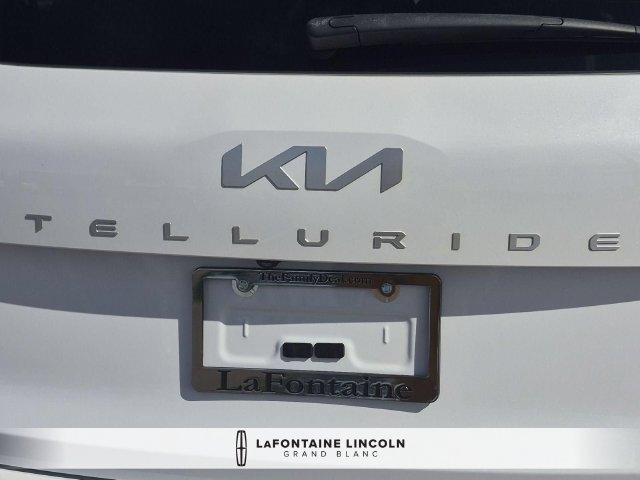 Used 2023 Kia Telluride LX FWD image 10