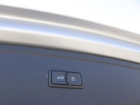 Used 2025 Audi Q5 2.0T Premium Plus image 6