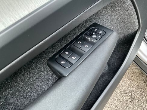 New 2026 Volvo XC40 B5 Plus w/ Protection Package Premier image 10