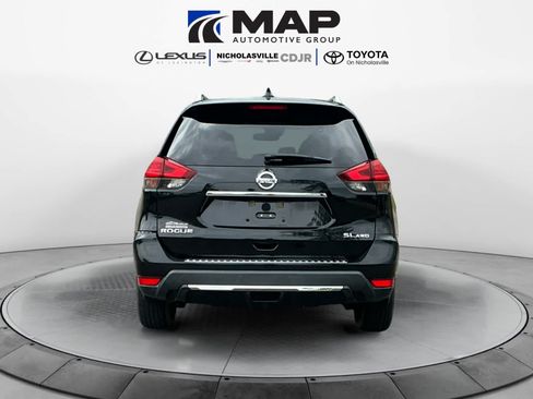 Used 2017 Nissan Rogue SL w/ SL Premium Package AWD/4WD image 8