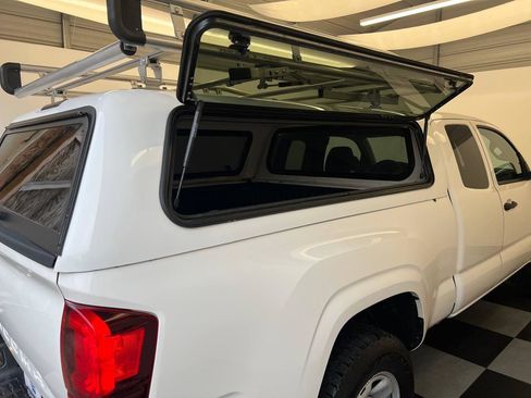 Used 2021 Toyota Tacoma SR RWD image 27