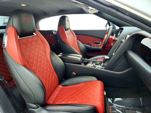Used 2017 Bentley Continental GT V8 S image 22