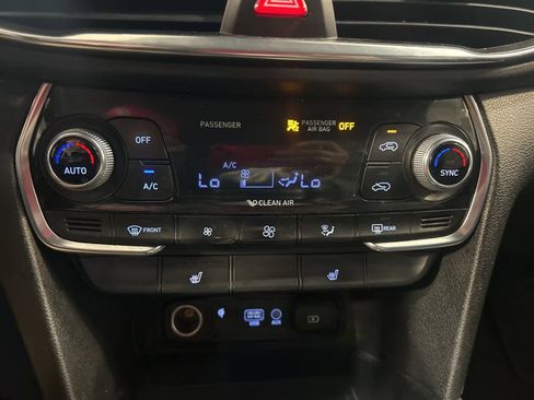 Used 2020 Hyundai Santa Fe SEL w/ Convenience + Premium Package image 28