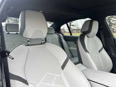 Certified 2024 BMW i5 M60 w/ Premium Package image 27