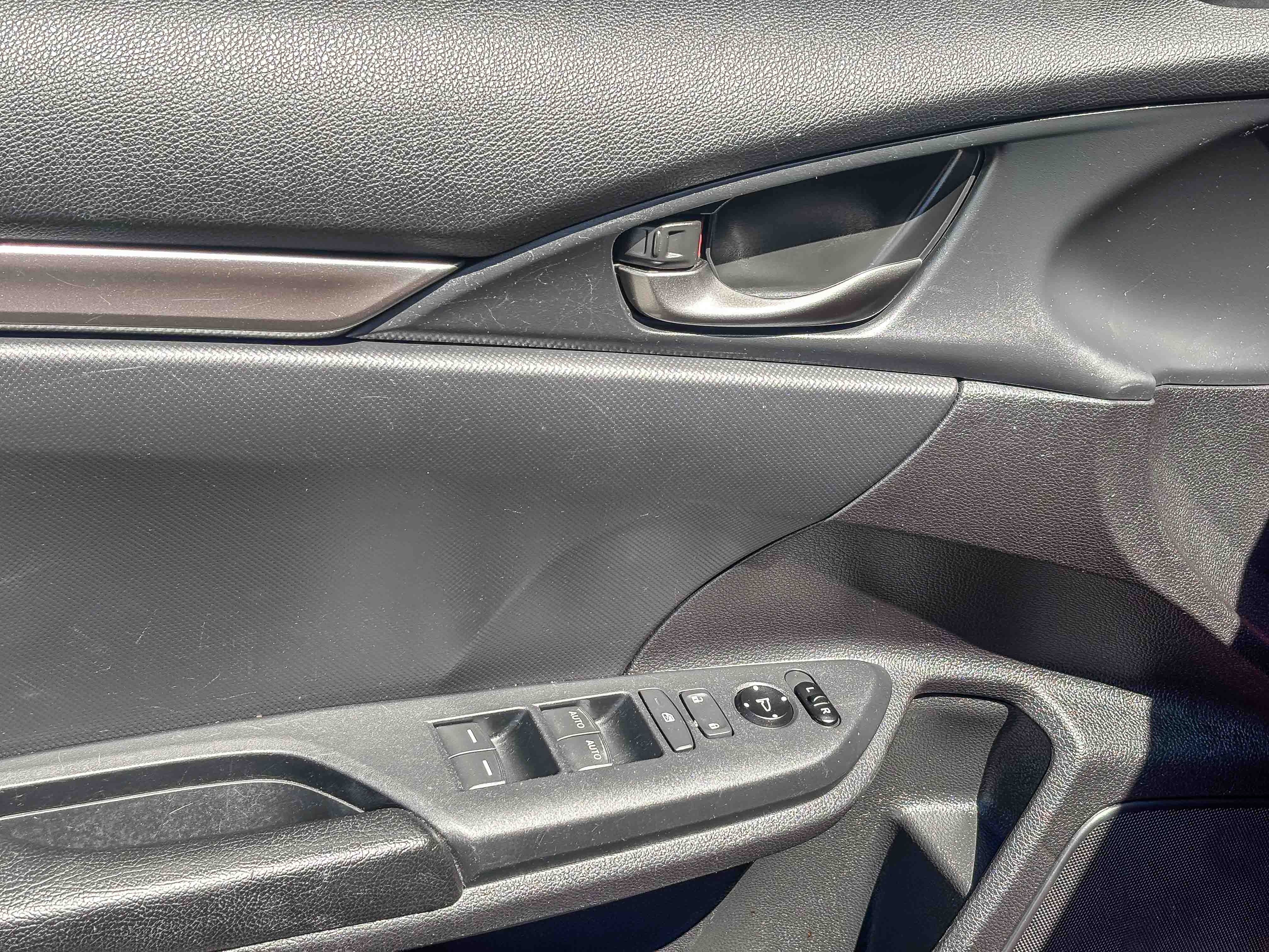 Used 2019 Honda Civic Sport image 22