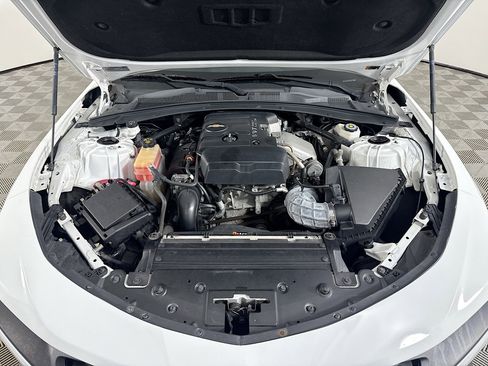 Used 2019 Chevrolet Camaro LT image 37