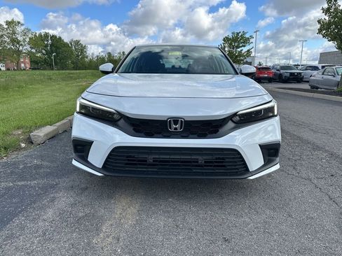 Used 2024 Honda Civic LX image 2