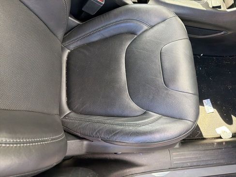 Certified 2021 Jeep Cherokee Latitude Lux w/ Comfort/Convenience Group image 28