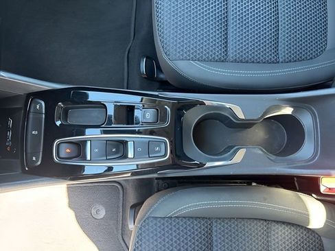 Used 2023 Chevrolet Bolt EUV LT w/ Driver Confidence Package FWD image 28