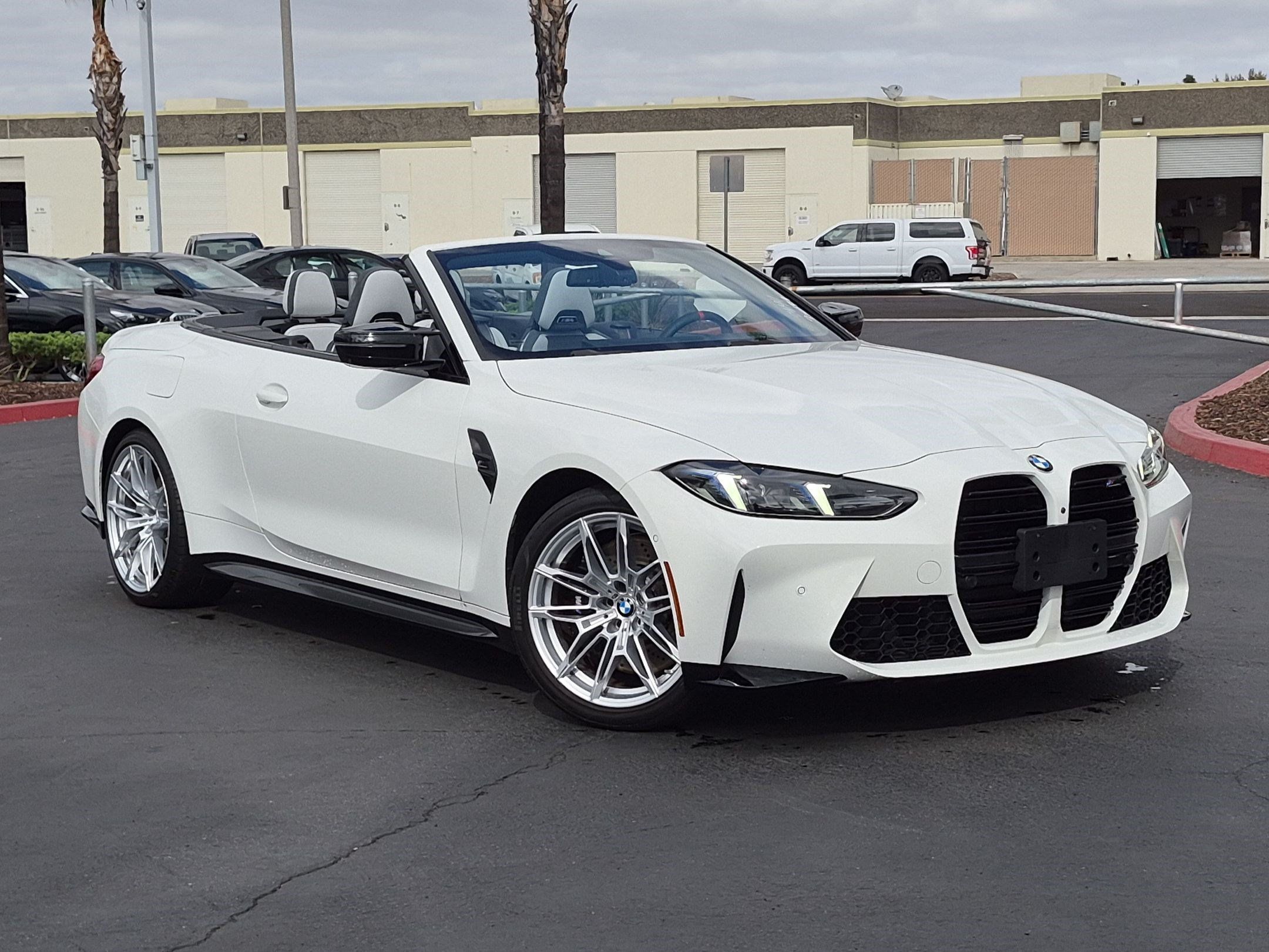 Used 2025 BMW M4 xDrive Competition w/ Executive Package AWD/4WD image 2
