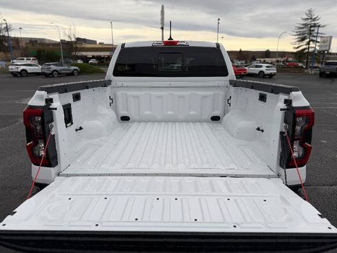 Used 2024 Ford Ranger XLT AWD/4WD image 15