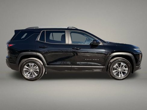 Used 2025 Chevrolet Equinox LT image 6