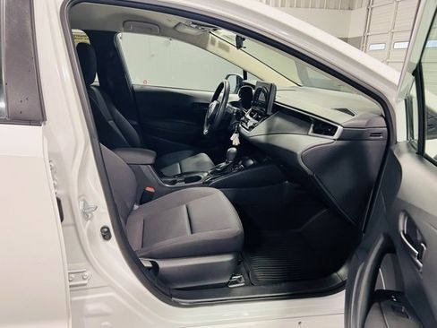 Used 2023 Toyota Corolla LE image 33