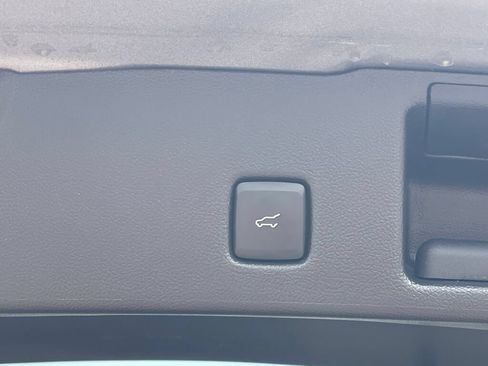 Used 2023 Ford Escape Active w/ Tech Pack #2 AWD/4WD image 25